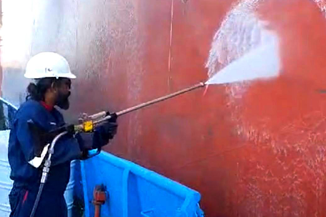 Above Water Level / Boot Top Cleaning Using High-Pressure Water Jet Machine